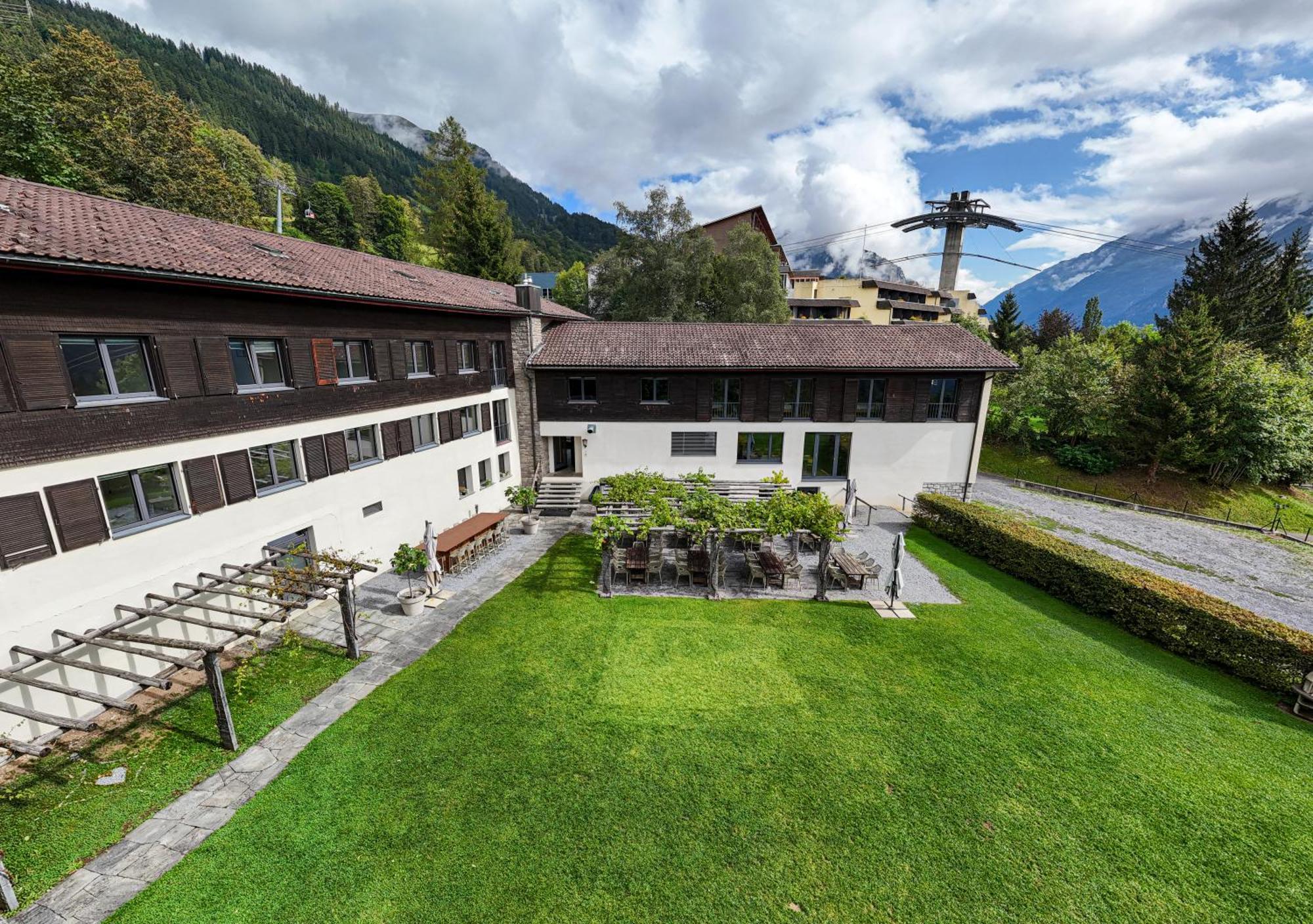 Family & Mountain Lodge C'Est La Vie Хаслиберг Экстерьер фото