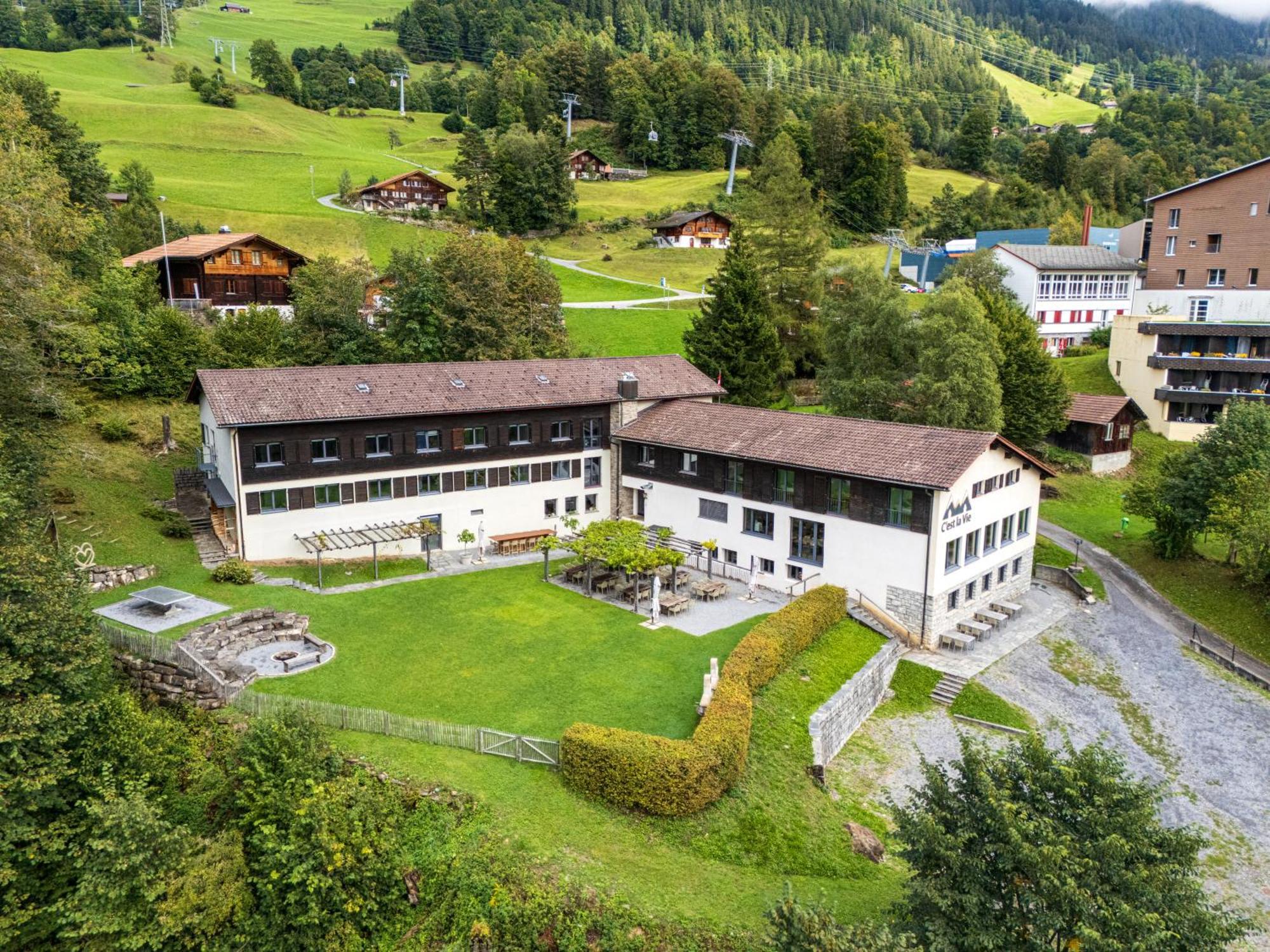 Family & Mountain Lodge C'Est La Vie Хаслиберг Экстерьер фото